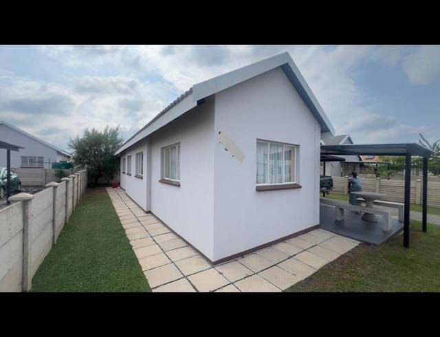 3 BEDROOM COMPLEX FOR SALE IN FREEDOM PARK B